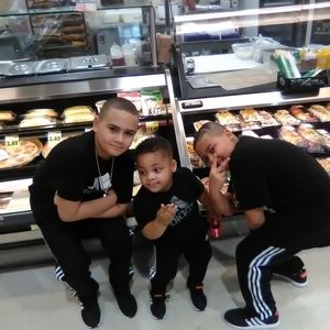 Meet your Posher, Shon